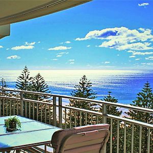 Three-Bedroom Apartment Ocean View